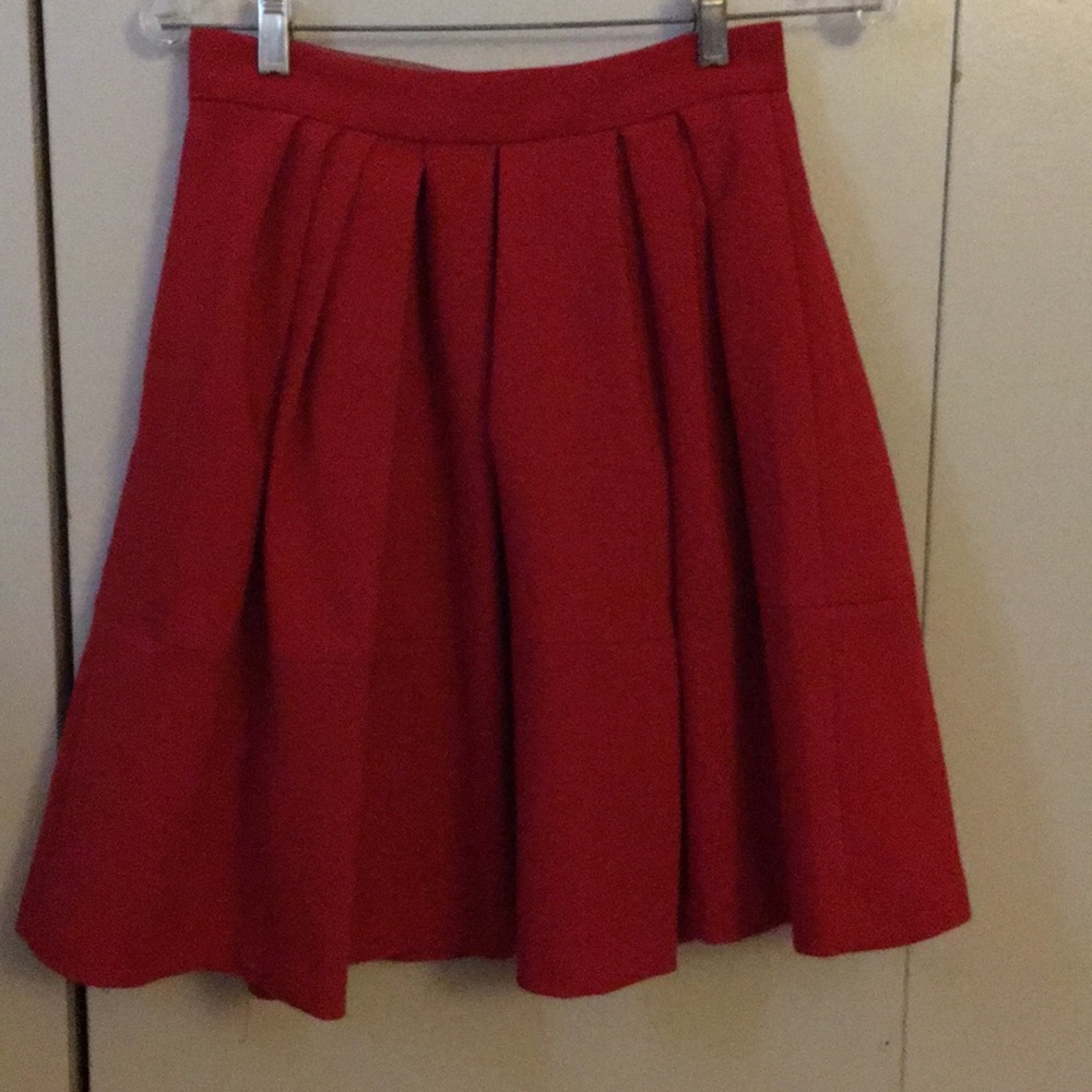 Banana Republic red skirt with pleats